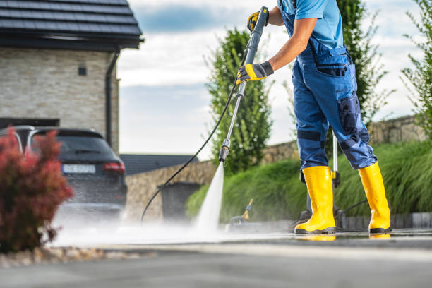 Best Warehouse Cleaning  in Clinton, WI